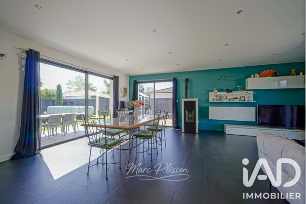 Maison à vendre 5 pièces 143 m² Saint-Médard-en-Jalles