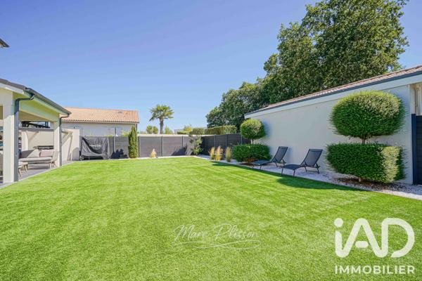 Maison à vendre 5 pièces 143 m² Saint-Médard-en-Jalles
