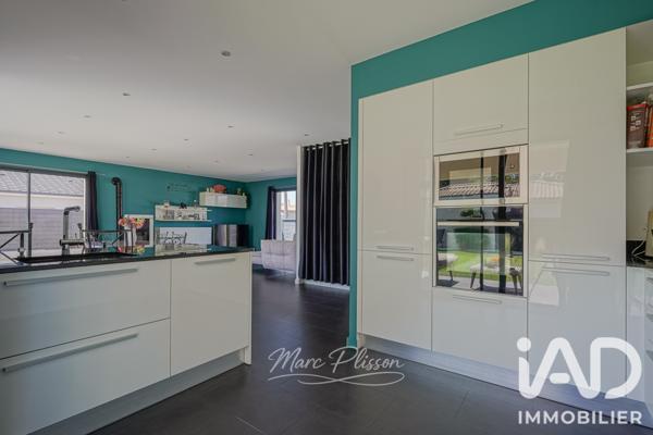 Maison à vendre 5 pièces 143 m² Saint-Médard-en-Jalles