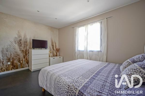 Maison à vendre 5 pièces 143 m² Saint-Médard-en-Jalles