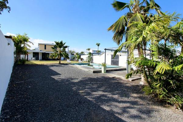 A vendre, Villa F5, 4 chambres, 140m2 hab, Piscine, Jardin de 650m2, Bois d'Olives, Saint Pierre 97432