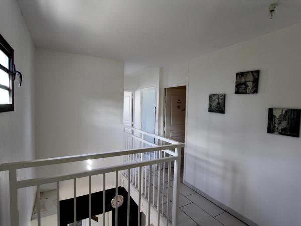 A vendre, Villa F5, 4 chambres, 140m2 hab, Piscine, Jardin de 650m2, Bois d'Olives, Saint Pierre 97432