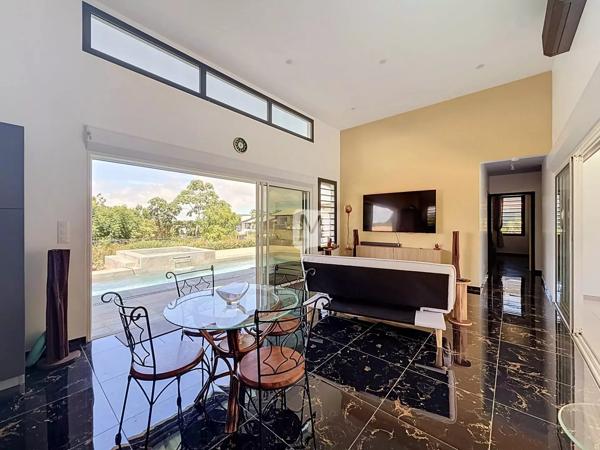 DPT GUYANE, À Louer REMIRE MONTJOLY Maison T3 Bis de Standing meublée de 104 m2