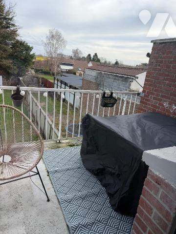 BRUAY SUR ESCAUT IMMEUBLE DE RAPPORT AVEC GARAGE ET JARDIN 