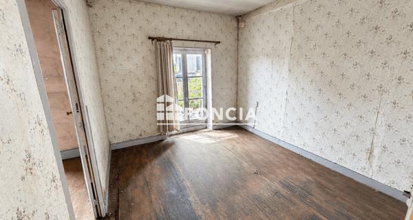 À vendre Maison 9 pièces 169 m² - Beaumont-sur-sarthe 72170