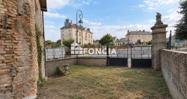 À vendre Maison 9 pièces 169 m² - Beaumont-sur-sarthe 72170
