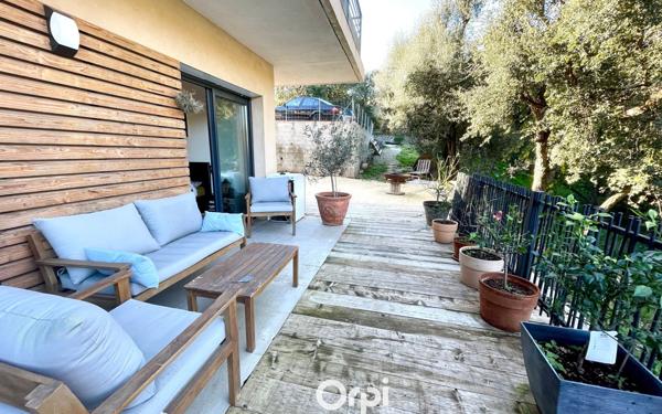 Maison à vendre    4 pièces • 160 m2 Hyères