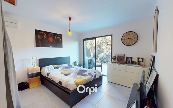 Maison à vendre    4 pièces • 160 m2 Hyères