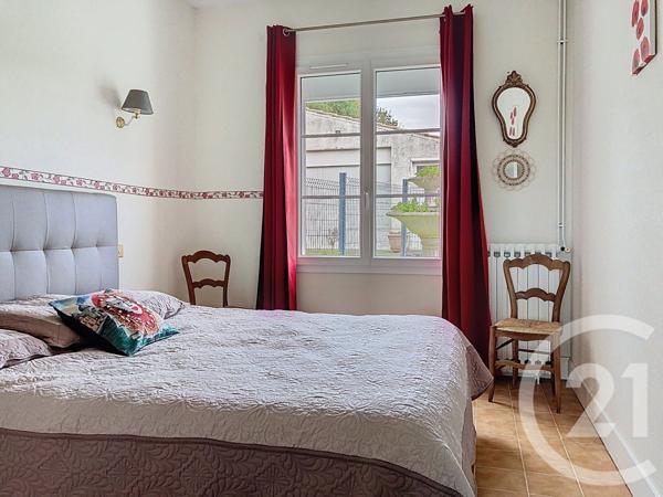 Maison à vendre  5 pièces - 132 m2 BREUIL MAGNE - 17