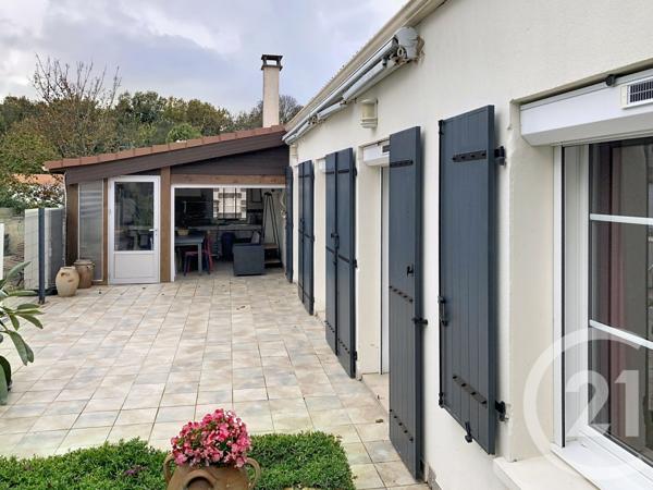 Maison à vendre  5 pièces - 132 m2 BREUIL MAGNE - 17