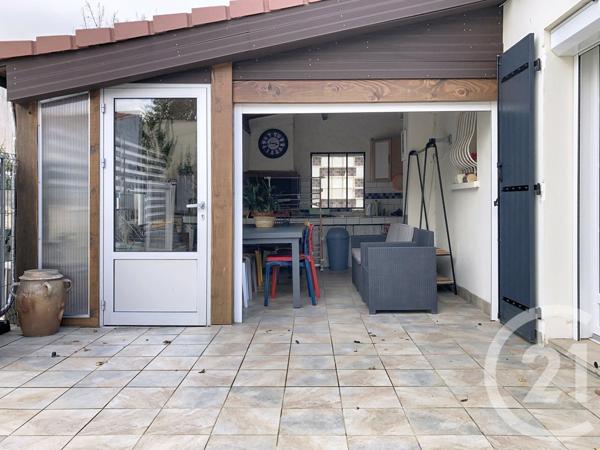 Maison à vendre  5 pièces - 132 m2 BREUIL MAGNE - 17