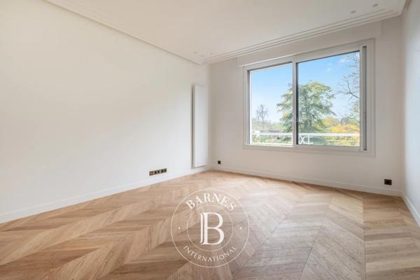 Paris 16ème, Appartement 4 Chambres -  235 m² à vendre