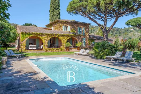 Grimaud, Villa 5 Chambres -  320 m² à vendre