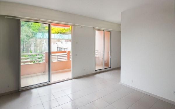 Appartement à vendre    1 pièce • 30,87 m2 Menton