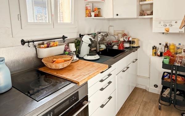 Appartement à vendre    1 pièce • 28 m2 Hyères