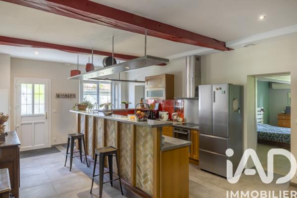 Maison à vendre 8 pièces 189 m² Saint-Martin-de-Seignanx