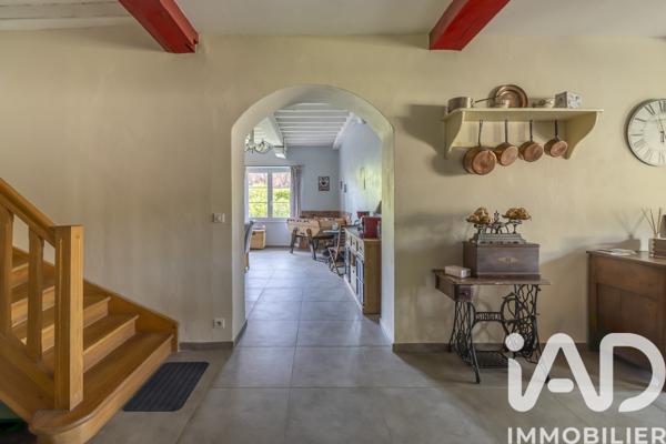 Maison à vendre 8 pièces 189 m² Saint-Martin-de-Seignanx