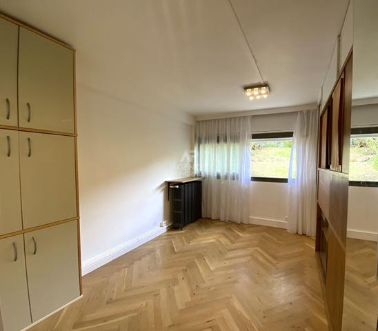 "Versailles Clagny-Glatigny" ? Élégante maison de caractère de 105 m² avec jardin, dans un environnement privilégié ! Loyer 2 350 €/mois charges comprises **  - Référence  28192