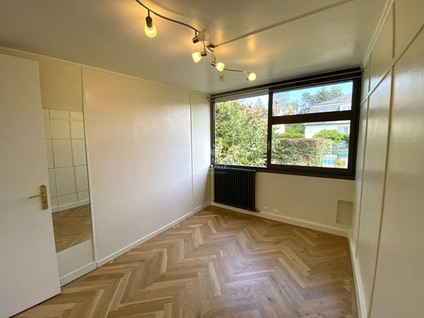 "Versailles Clagny-Glatigny" ? Élégante maison de caractère de 105 m² avec jardin, dans un environnement privilégié ! Loyer 2 350 €/mois charges comprises **  - Référence  28192