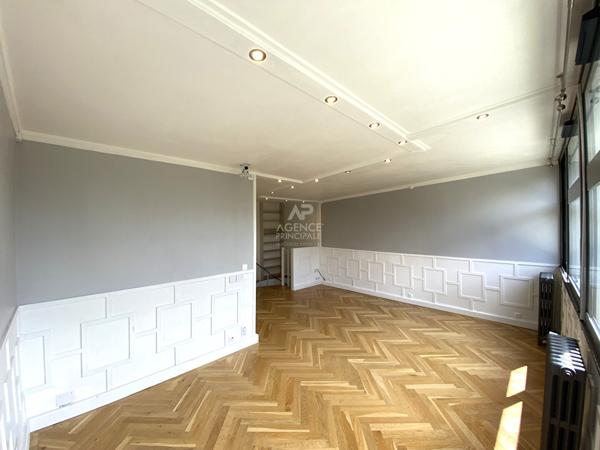 "Versailles Clagny-Glatigny" ? Élégante maison de caractère de 105 m² avec jardin, dans un environnement privilégié ! Loyer 2 350 €/mois charges comprises **  - Référence  28192