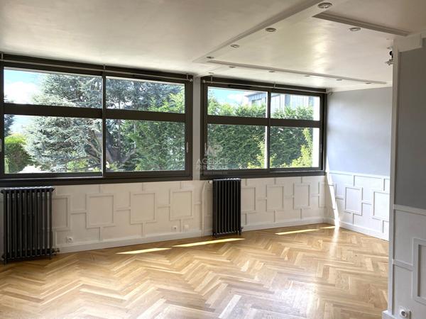 "Versailles Clagny-Glatigny" ? Élégante maison de caractère de 105 m² avec jardin, dans un environnement privilégié ! Loyer 2 350 €/mois charges comprises **  - Référence  28192