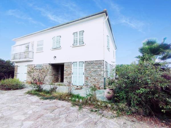 Grande Maison 6 pièces de 197 m2 à rénover à VESCOVATO