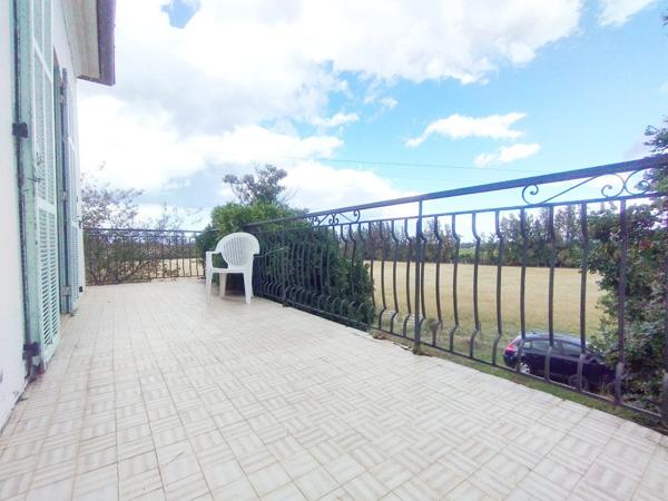 Grande Maison 6 pièces de 197 m2 à rénover à VESCOVATO