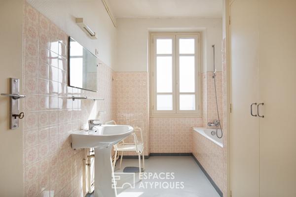 Charmant appartement en dernier étage au centre-ville