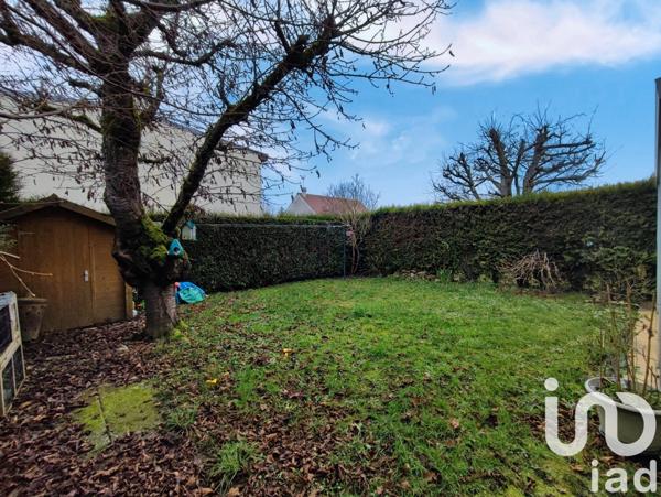 Maison 7 pièces de 106 m² à Chars (95750)