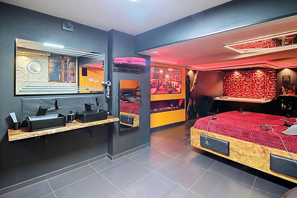 EXCLUSIVITE ! A Vendre Love Room Haute de Gamme ! Loft Equipe et Rentable - Bargemon