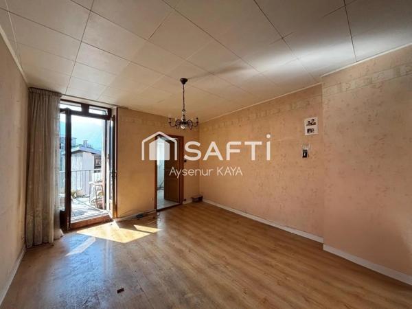 immeuble avec 2 appartements