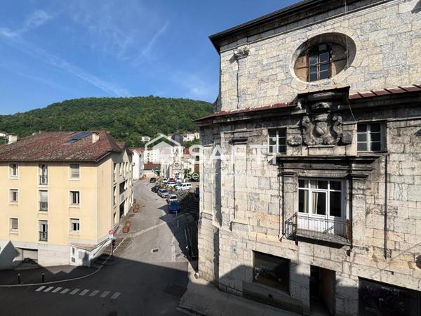 immeuble avec 2 appartements