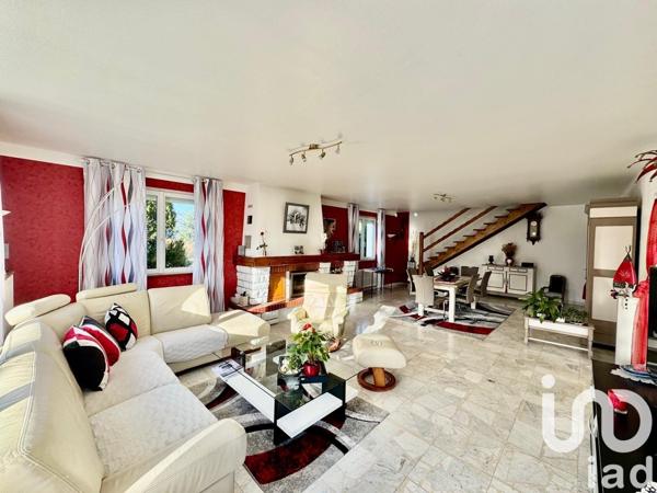 Maison à vendre 7 pièces 217 m² Vitry-le-François