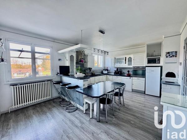 Maison à vendre 7 pièces 217 m² Vitry-le-François