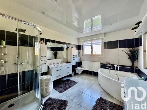 Maison à vendre 7 pièces 217 m² Vitry-le-François