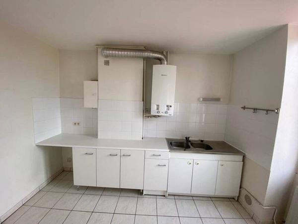 Appartement 2 pièces                                        - 42000 Saint-Étienne Réf : 13210