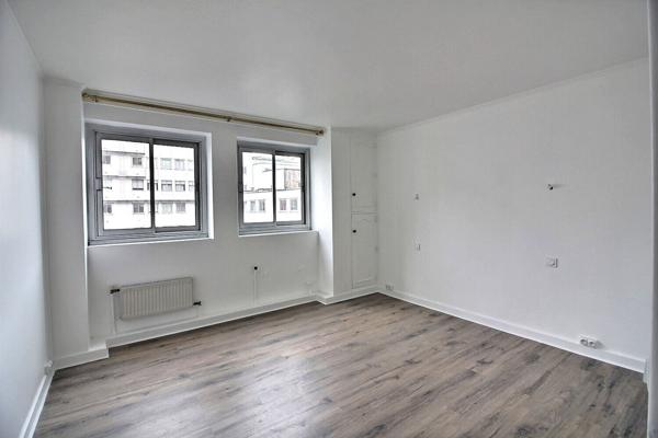 Appartement Paris 5 pièces 104 m² + cave