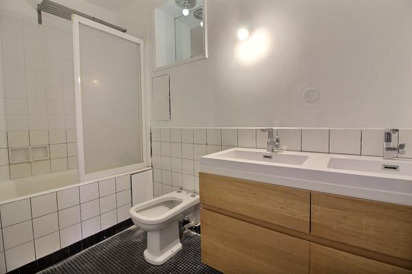 Appartement Paris 5 pièces 104 m² + cave