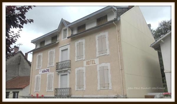 Immeuble à vendre proche de CAPVERN (65)