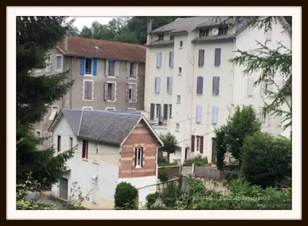 Immeuble à vendre proche de CAPVERN (65)