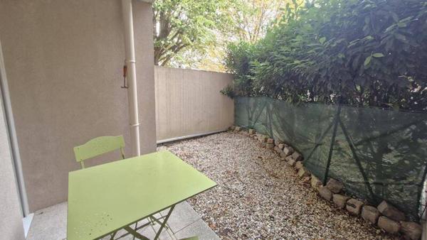 Appartement 2 pièces                                        - 69200 Vénissieux Réf : 5465