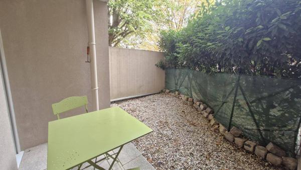 Appartement 2 pièces                                        - 69200 Vénissieux Réf : 5465