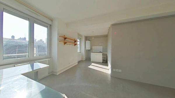Appartement 2 pièces                                        - 42000 Saint-Étienne Réf : 12543