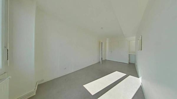 Appartement 2 pièces                                        - 42000 Saint-Étienne Réf : 12543