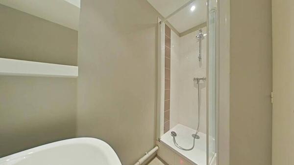 Appartement 2 pièces                                        - 42000 Saint-Étienne Réf : 12543