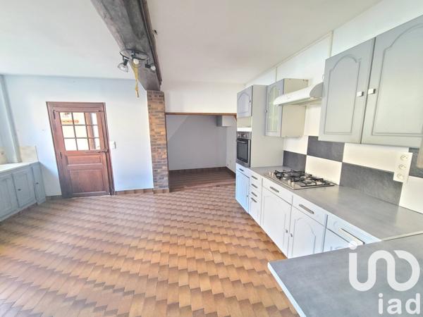 Maison 3 pièces de 93 m² à Chailley (89770)