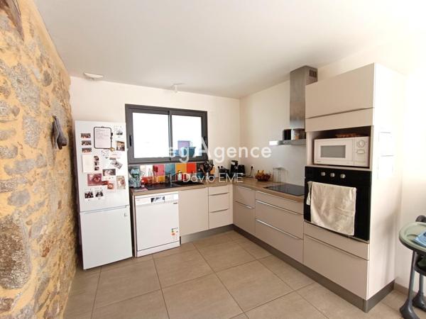 Maison à Montaigu-Vendée, 85600 - 5 pièces 94m²