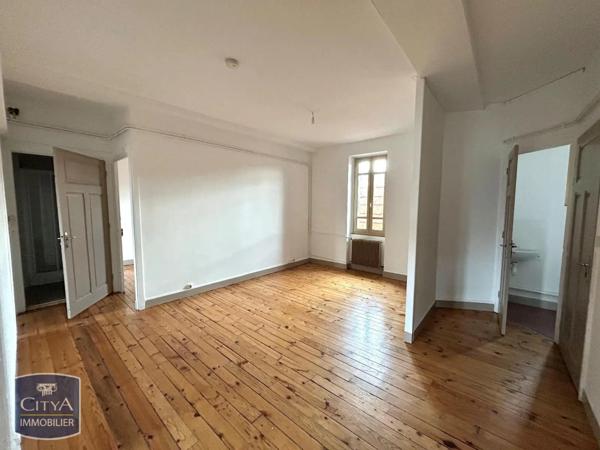 Appartement à louer 4 pièces 73.07m²