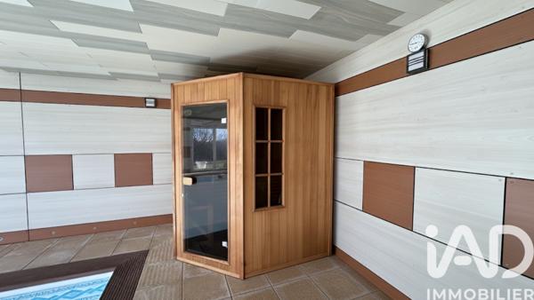 Maison à vendre 4 pièces 180 m² École-Valentin