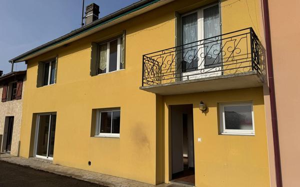 Maison à vendre    5 pièces •  Amou